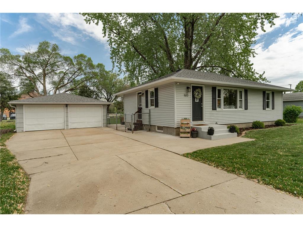 1613 25th Street SE Rochester MN 55904 6722518 image1