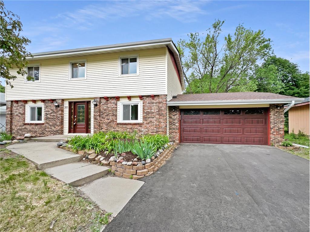 1613 Briardale Road NE Fridley MN 55432 6376368 image1