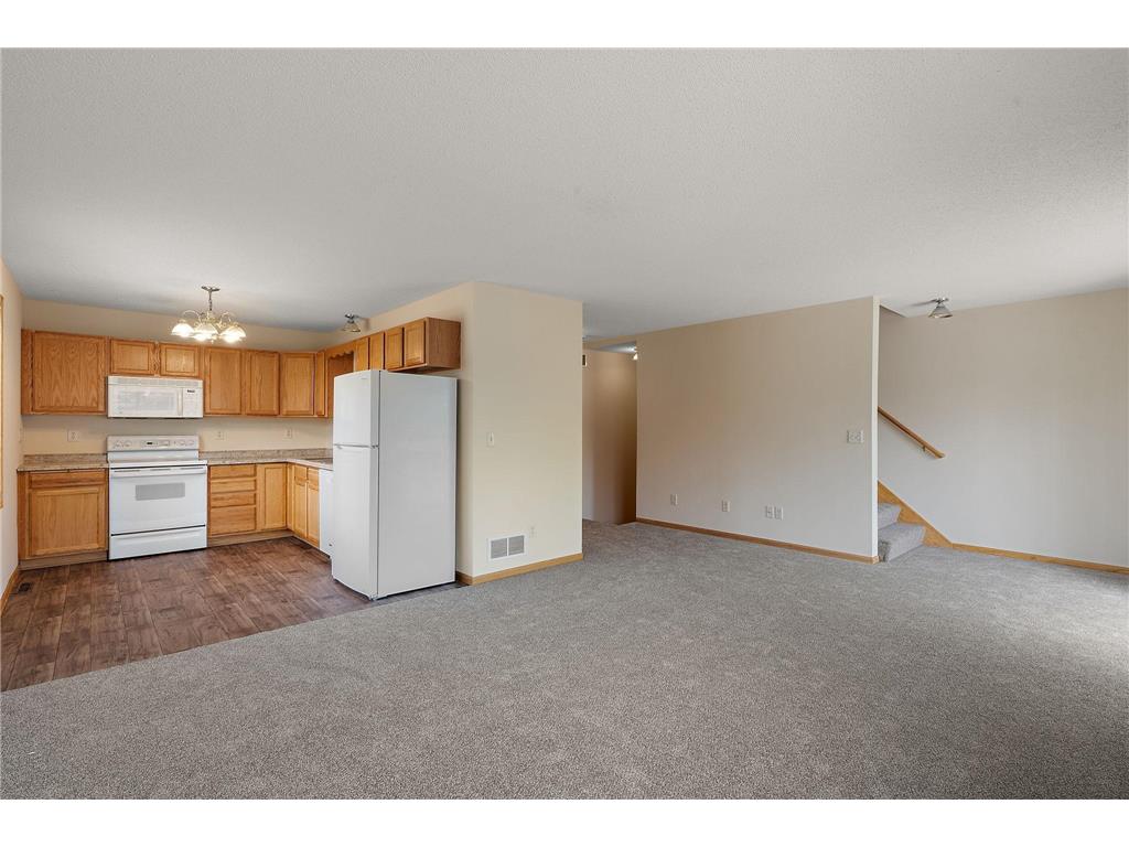 1613 County Road D E #L Maplewood MN 55109 7030900 image5