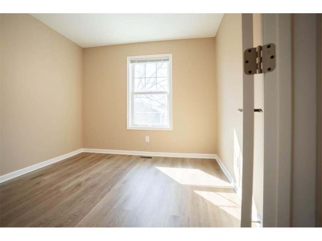 1613 E 24th Street Minneapolis MN 55404 7086571 image14