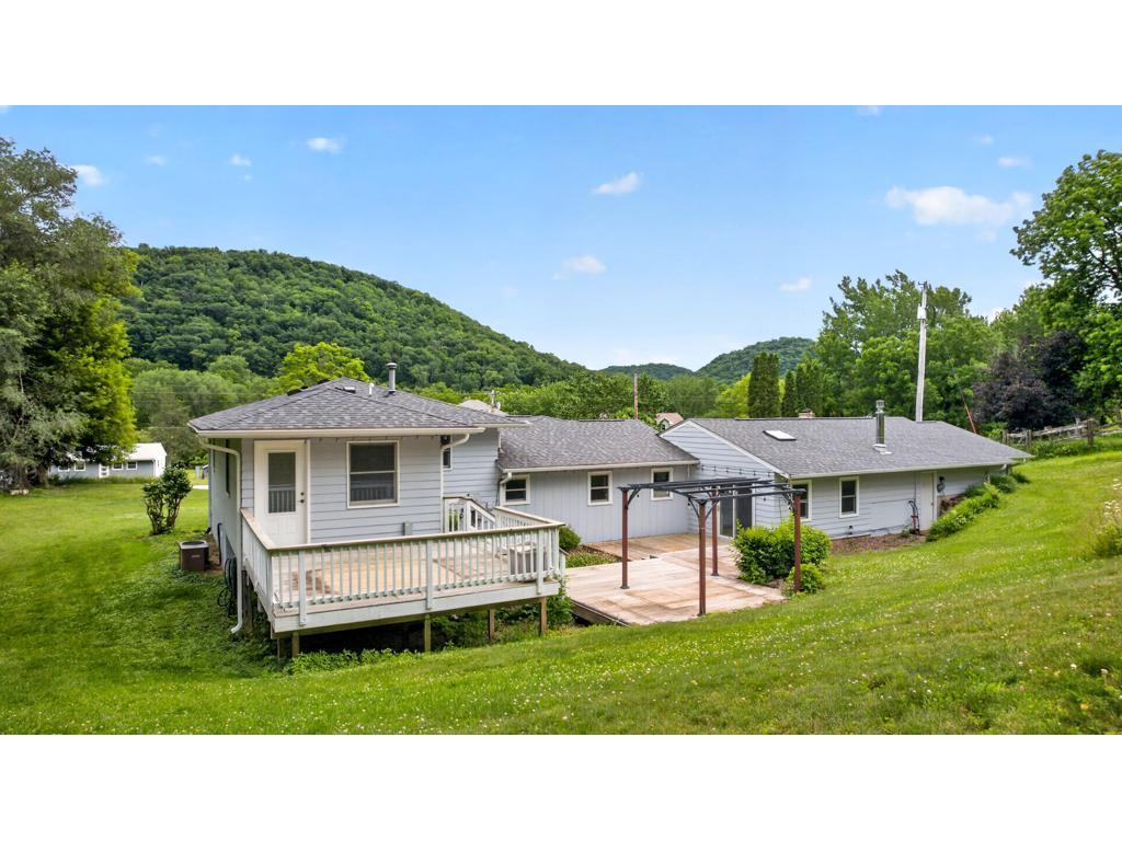 1613 Gilmore Valley Road Winona MN 55987 7058423 image3