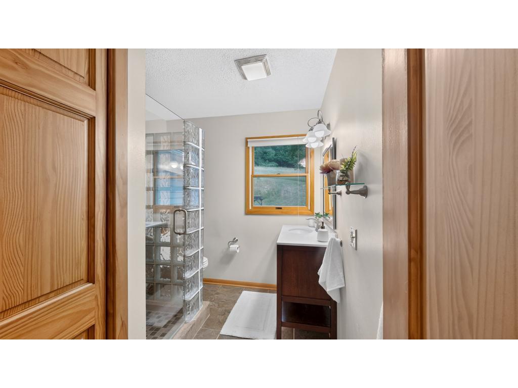 1613 Gilmore Valley Road Winona MN 55987 7058423 image33