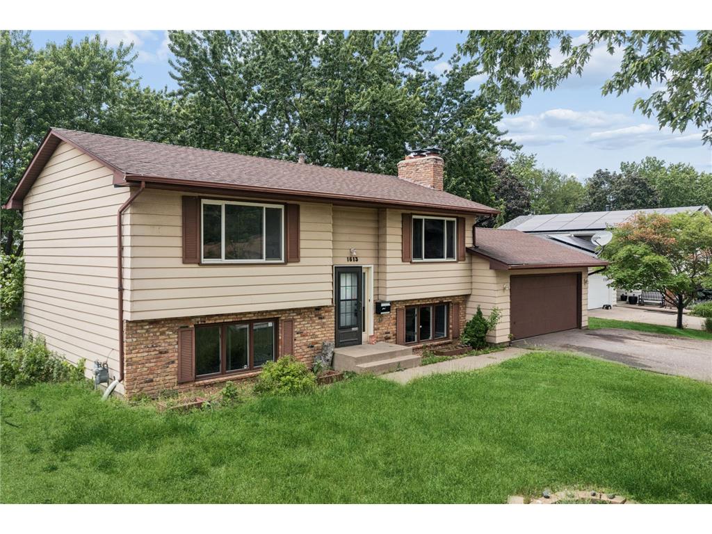 1613 Lyn Curve Avenue N Minneapolis MN 55411 7088608 image3