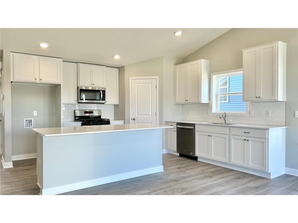 1613 Shasta Drive Shakopee MN 55379 6807692 image4