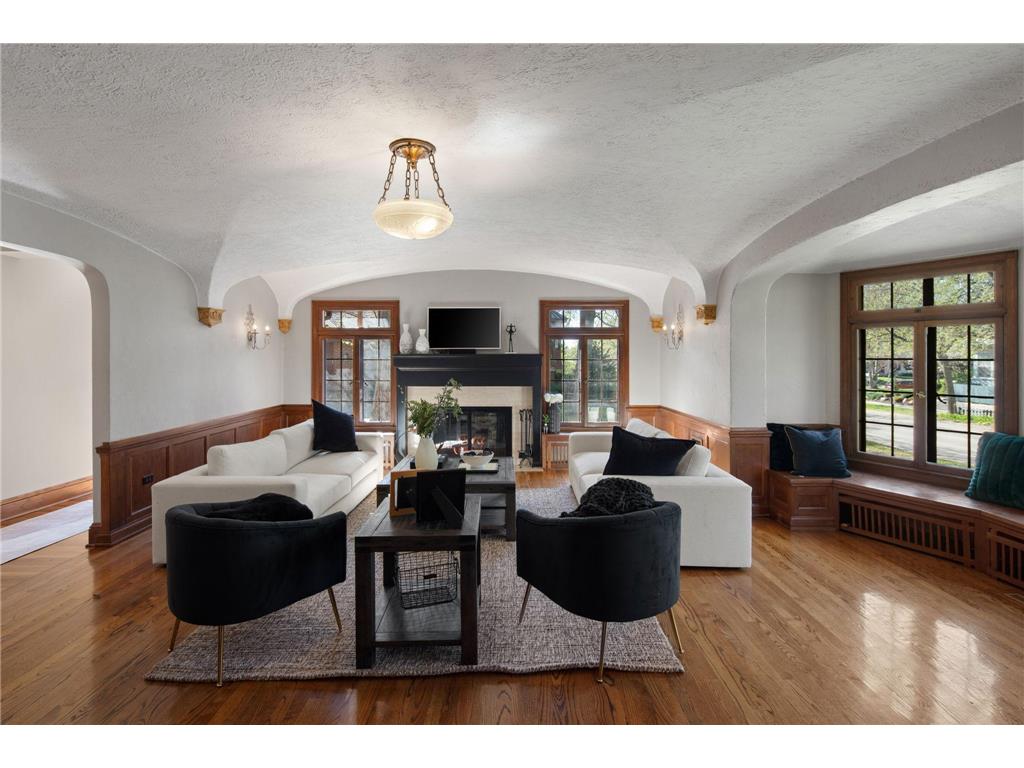 1613 W Franklin Avenue Minneapolis MN 55405 7065128 image2