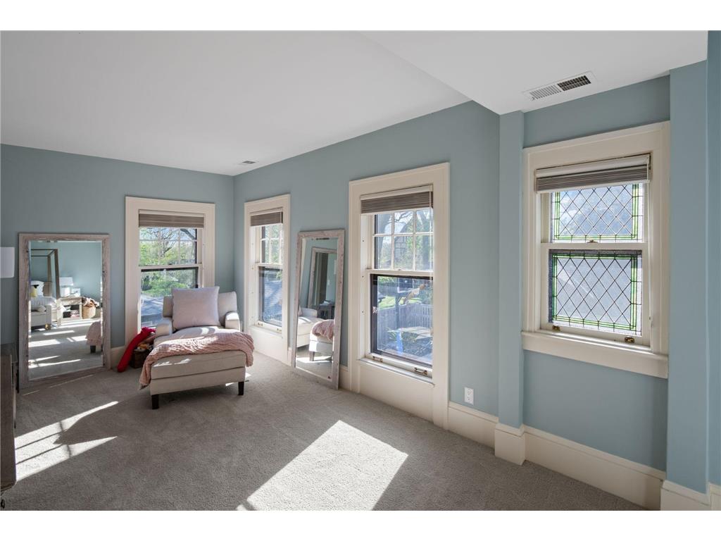 1613 W Franklin Avenue Minneapolis MN 55405 7065128 image21