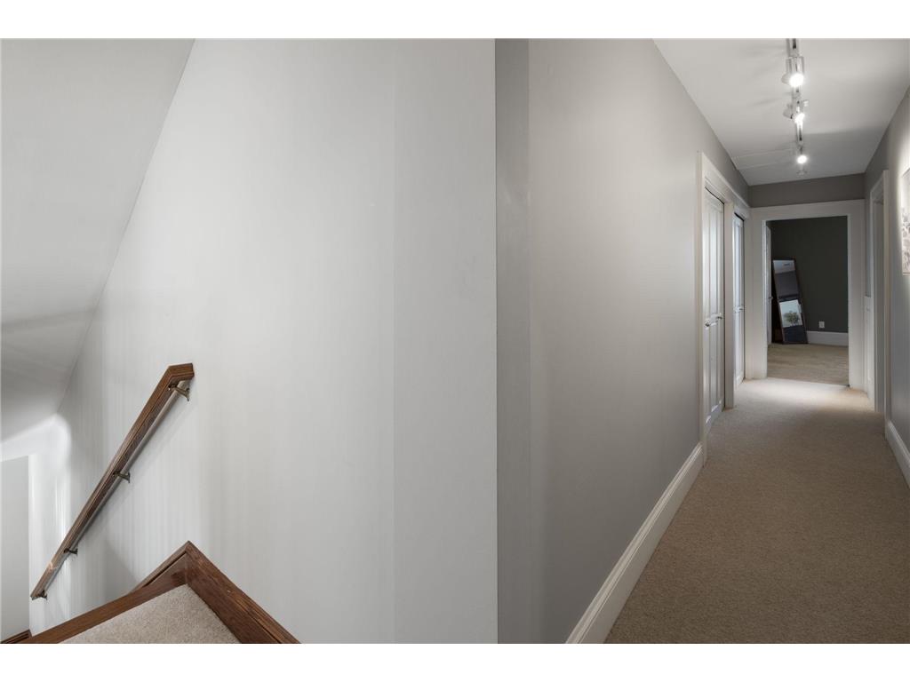 1613 W Franklin Avenue Minneapolis MN 55405 7065128 image29