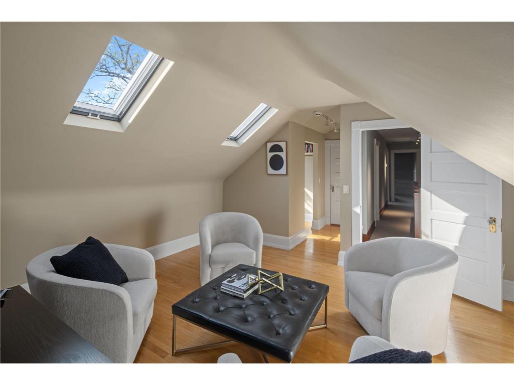 1613 W Franklin Avenue Minneapolis MN 55405 7065128 image32