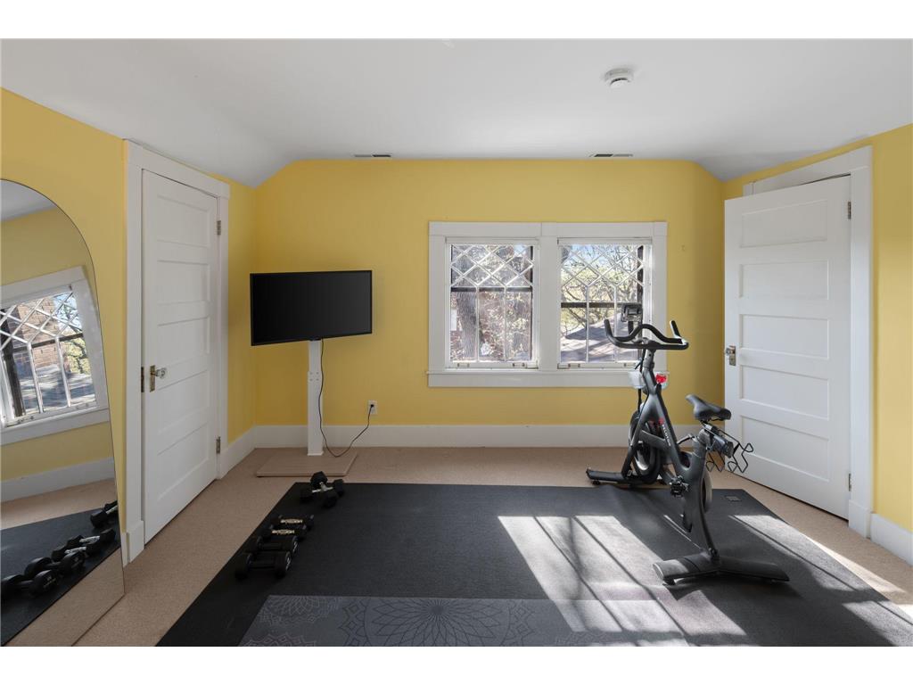 1613 W Franklin Avenue Minneapolis MN 55405 7065128 image35