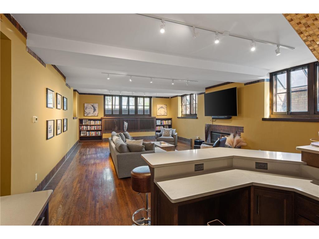 1613 W Franklin Avenue Minneapolis MN 55405 7065128 image41