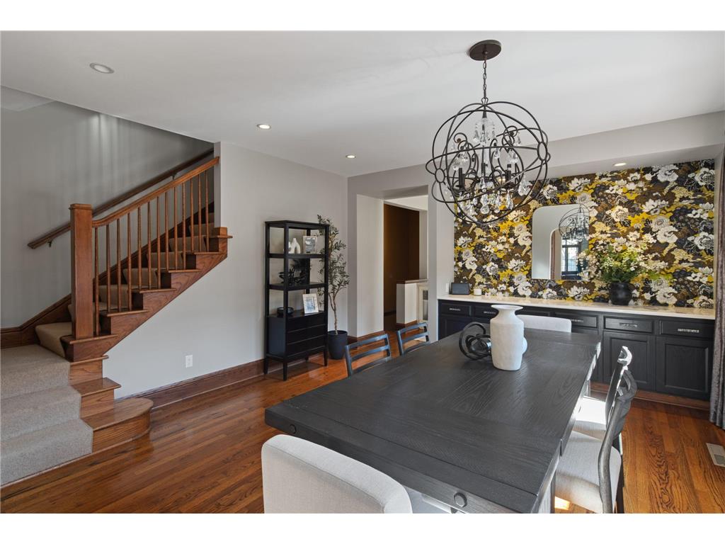 1613 W Franklin Avenue Minneapolis MN 55405 7065128 image8