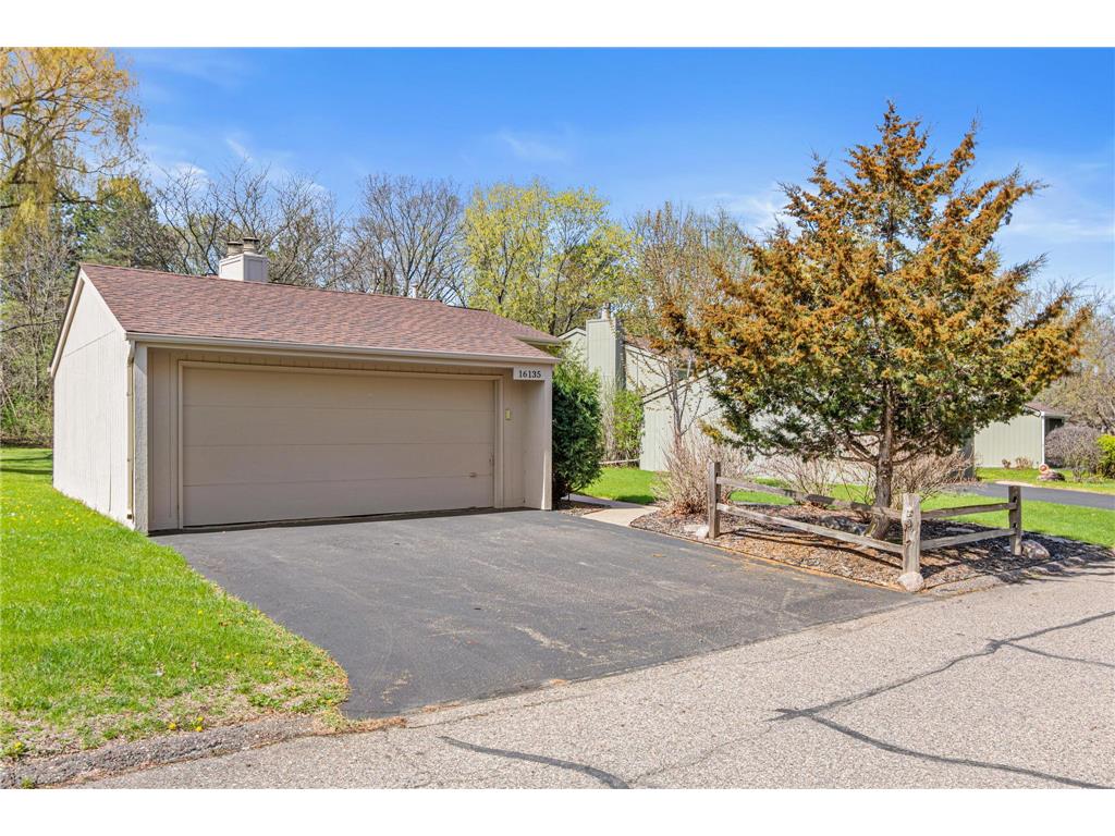 16135 15th Avenue N Plymouth MN 55447 7068647 image36