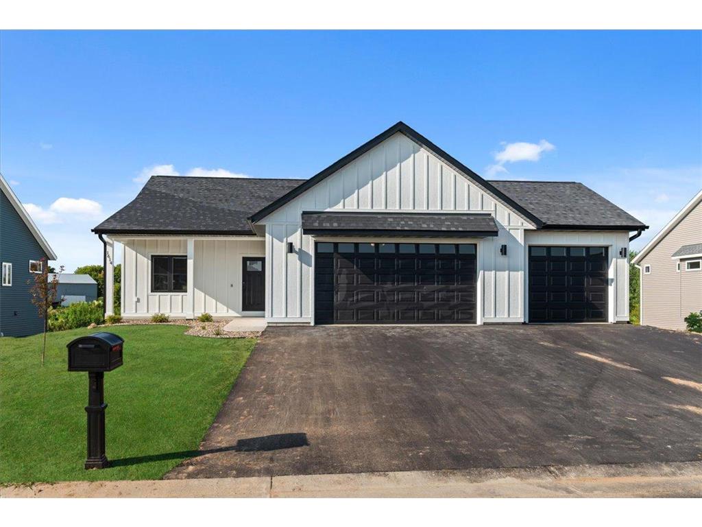 1614 Squirrel Way New Richmond WI 54017 6528535 image1