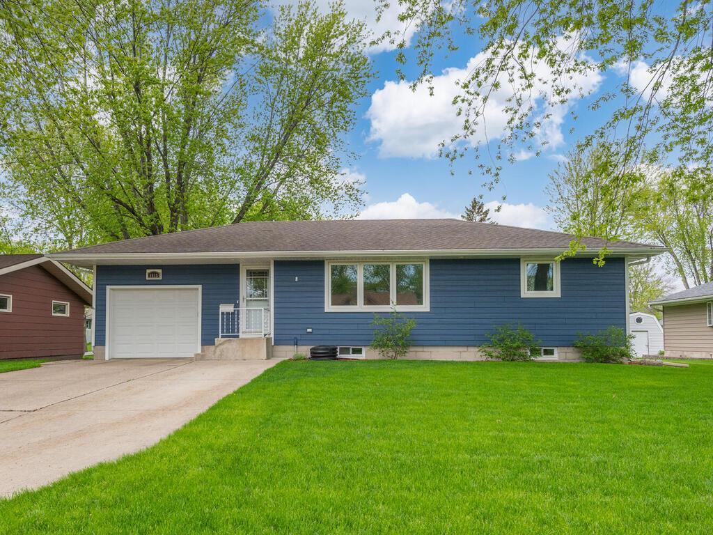 1615 11th Street E, Glencoe, MN, 55336 MLS 6196485 Edina Realty