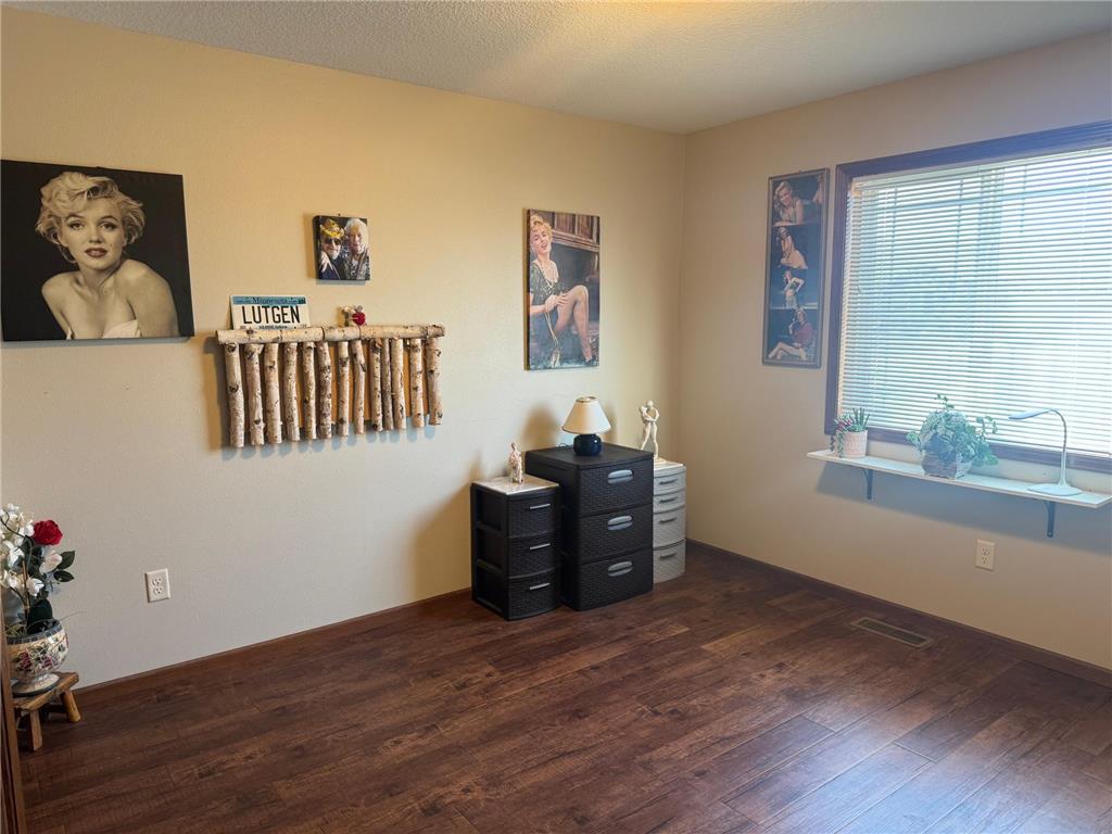 1615 30th Street NW #11 Bemidji MN 56601 7080564 image4