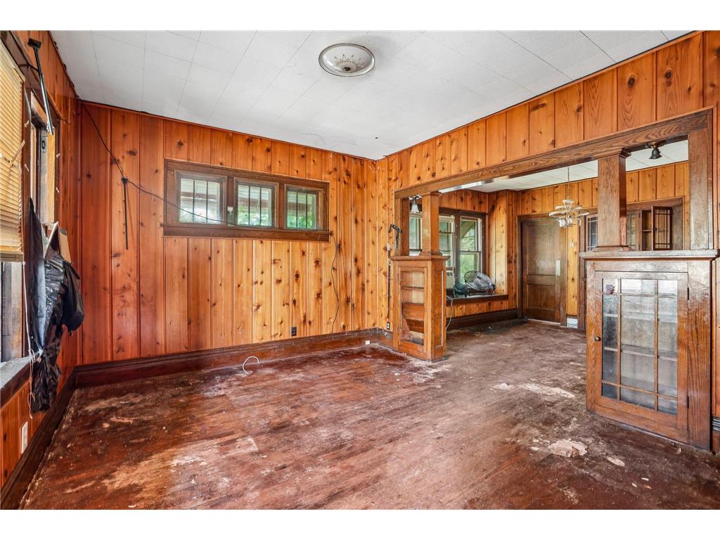 1615 7th Street E Saint Paul MN 55106 7107540 image1