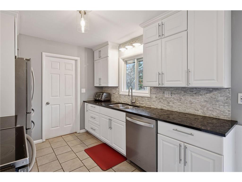 1615 Garland Lane N Plymouth MN 55447 6813470 image12