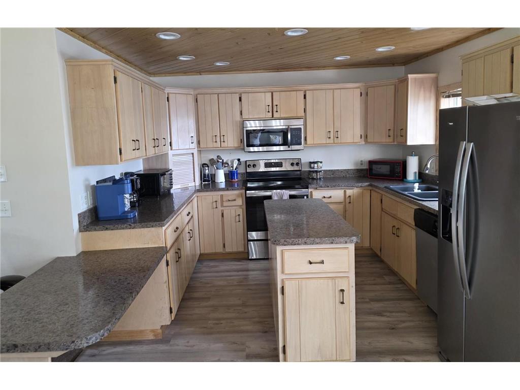 1615 Hansack Avenue NE Saint Michael MN 55376 - Beebe 7074943 image5