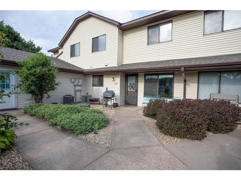 1615 Helmo Avenue N Oakdale MN 55128 6746216 image1