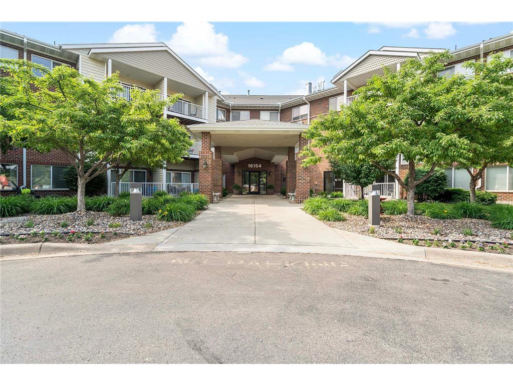 16154 Main Avenue SE 318, Prior Lake, MN, 55372 MLS 6378861 Edina