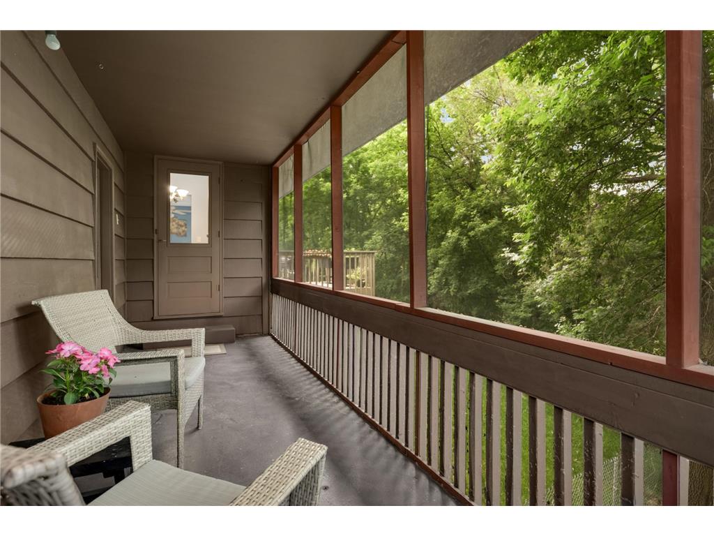 1616 Circle Drive Burnsville MN 55337 7069826 image24