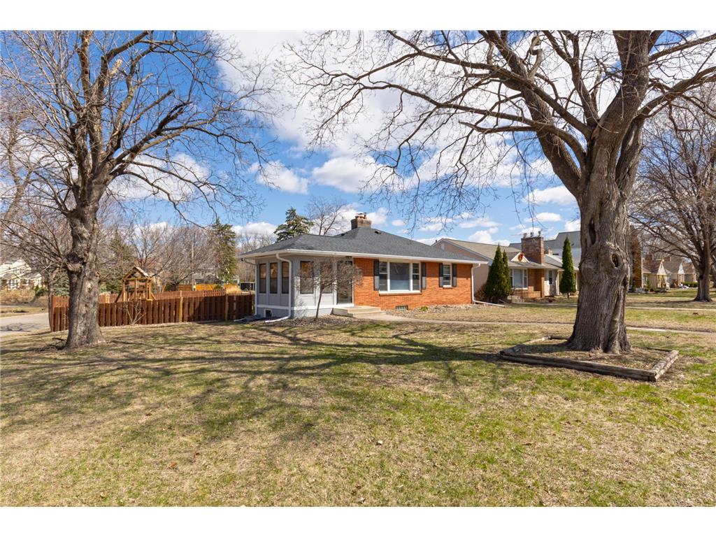 1616 E 57th Street Minneapolis MN 55417 6699653 image1