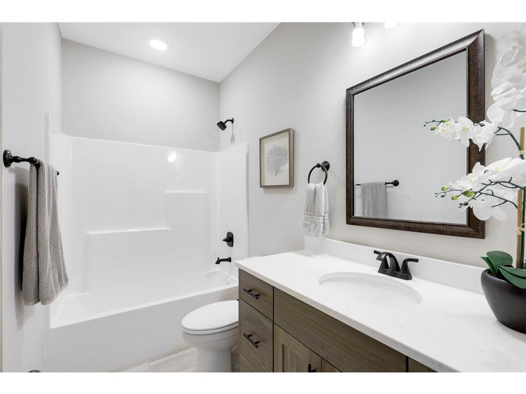 1616 Spruce Street Farmington MN 55024 7012377 image17