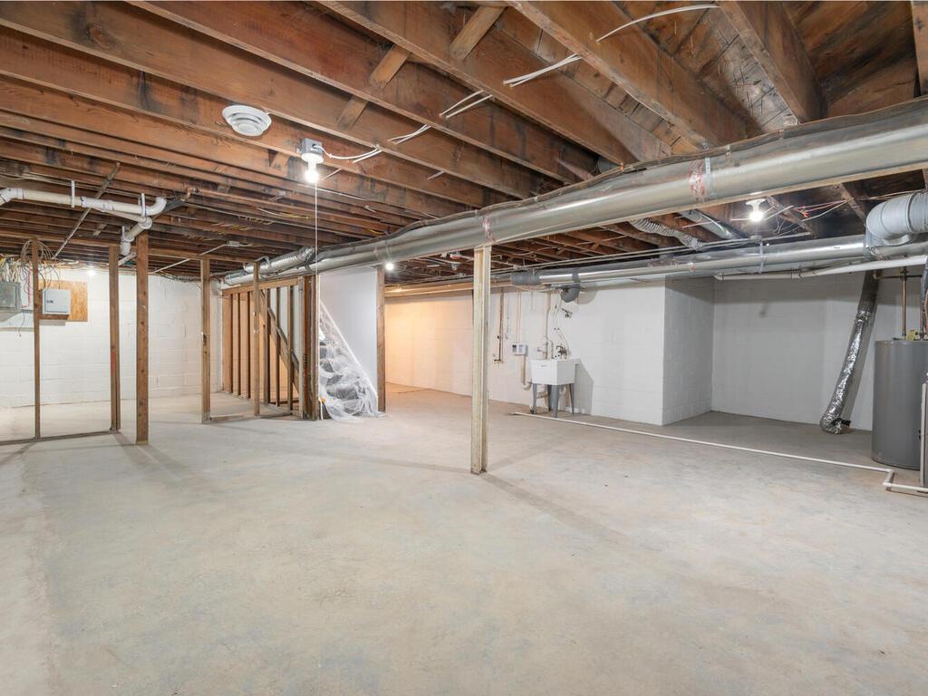 1616 Xerxes Avenue N Minneapolis MN 55411 7047898 image28