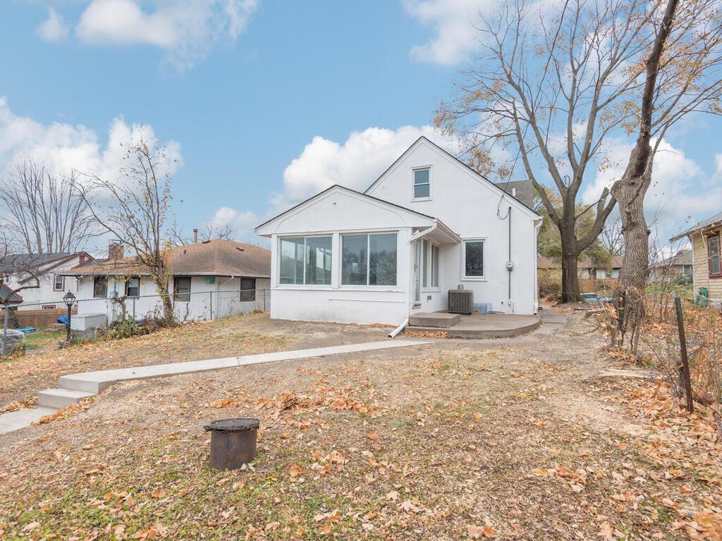 1616 Xerxes Avenue N Minneapolis MN 55411 7047898 image29