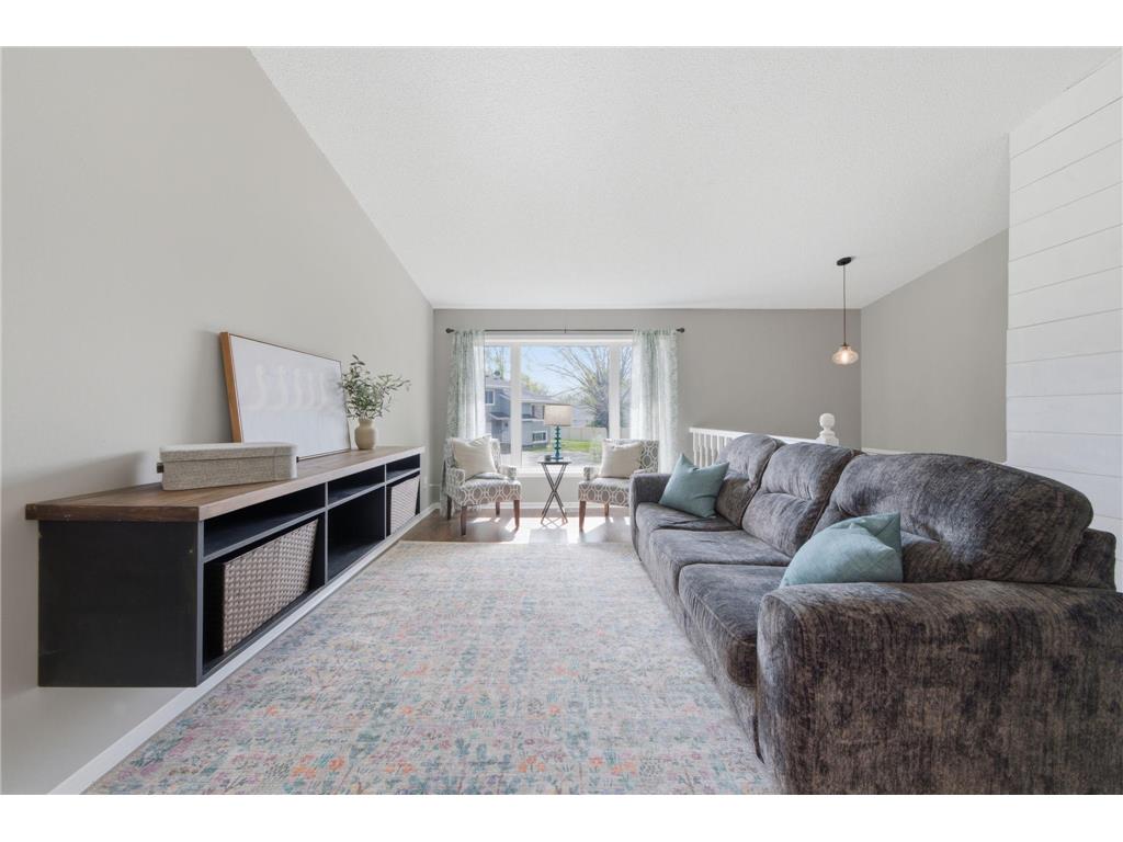 16163 Flagstaff Court S Lakeville MN 55068 7061984 image3