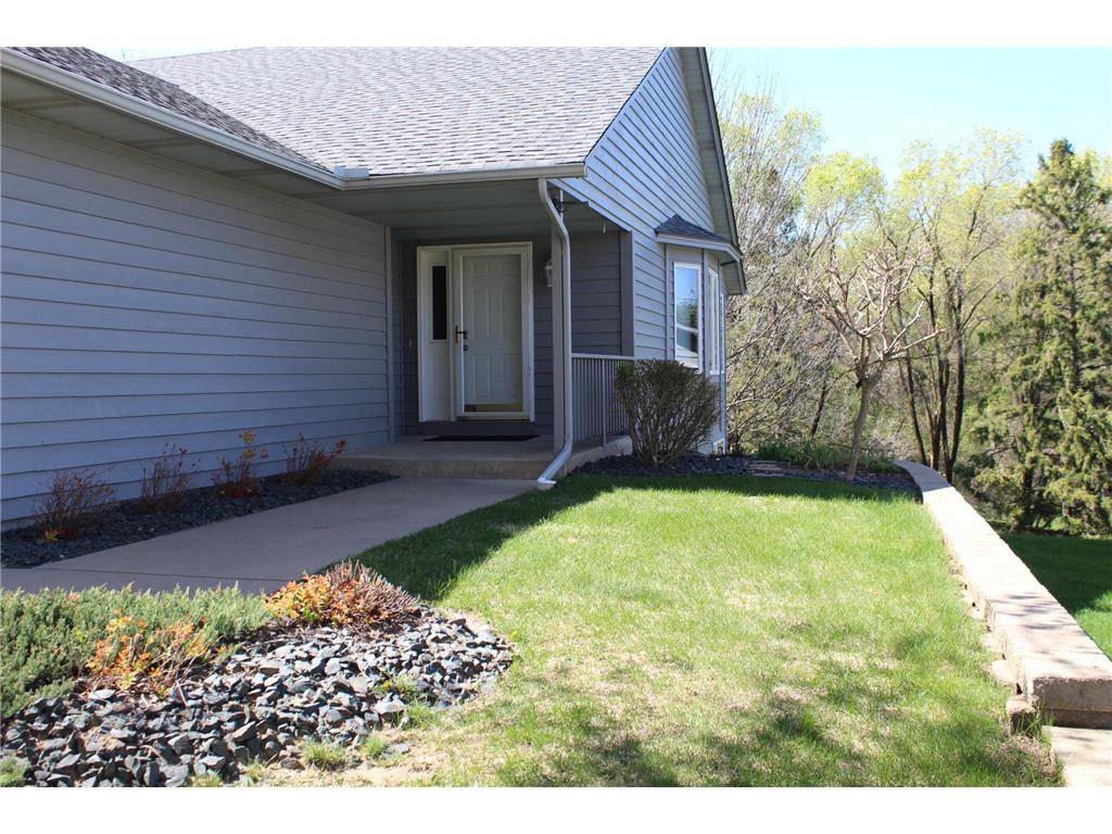 1617 Alvina Street Red Wing MN 55066 7062483 image2