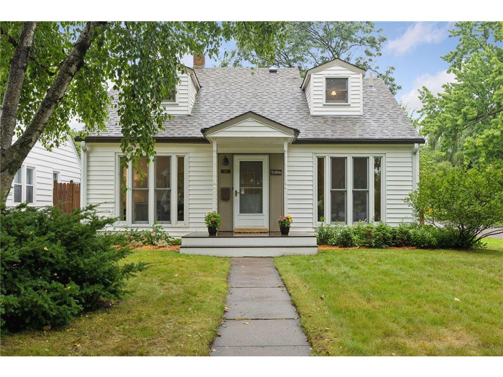 1617 Dunlap Street N Saint Paul MN 55108 6582311 image1