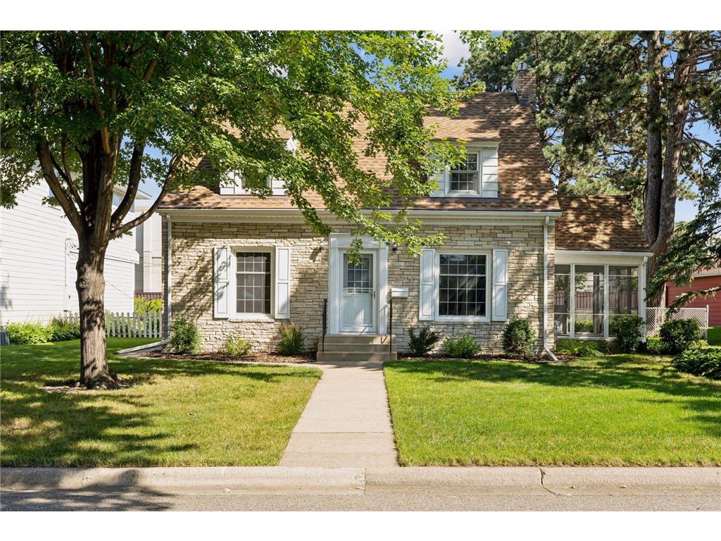 1617 Hollywood Court Falcon Heights MN 55108 6558142 image1