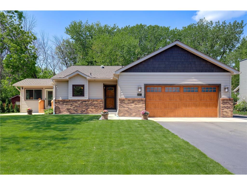 1617 Lakewood Drive N Maplewood MN 55119 6722608 image1