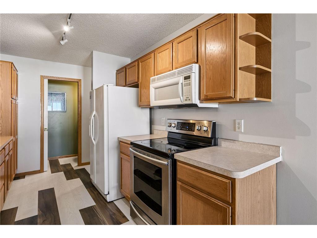 1617 Lexington Lane Shakopee MN 55379 7018473 image11
