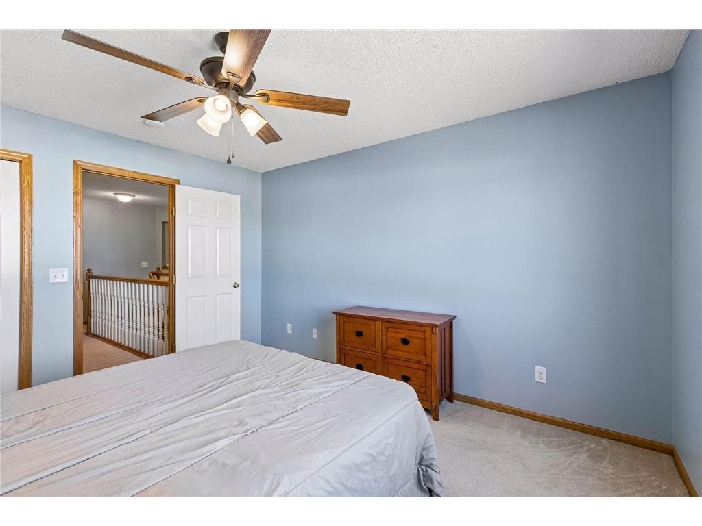 1617 Lexington Lane Shakopee MN 55379 7018473 image23