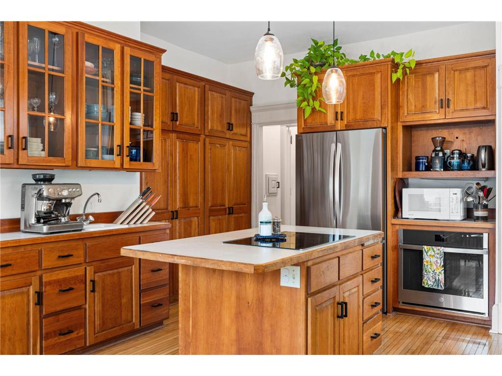 1617 Summit Avenue Saint Paul MN 55105 7076129 image12