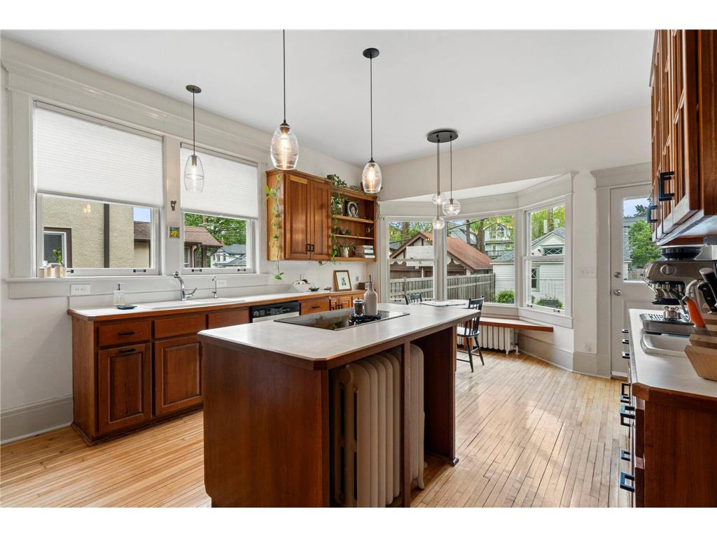 1617 Summit Avenue Saint Paul MN 55105 7076129 image17