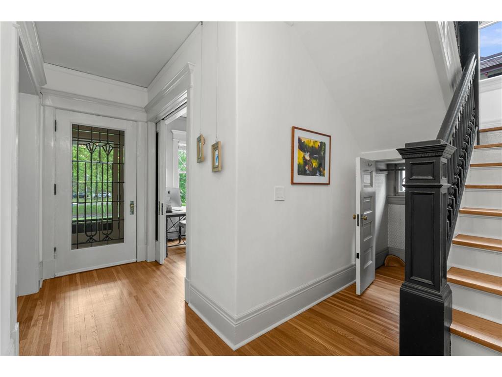 1617 Summit Avenue Saint Paul MN 55105 7076129 image20