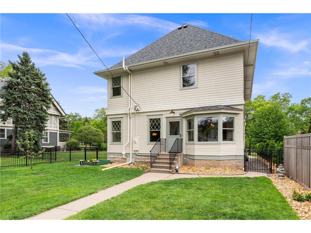 1617 Summit Avenue Saint Paul MN 55105 7076129 image58
