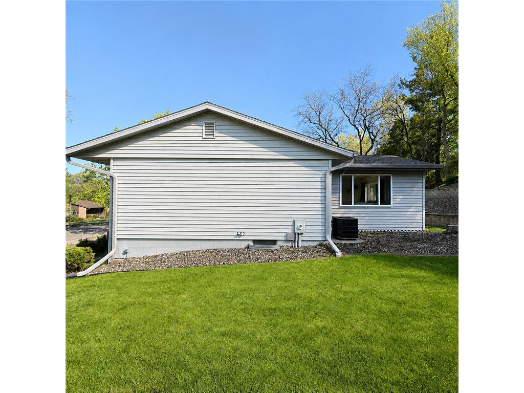 1617 Woodland Drive Red Wing MN 55066 7071352 image38