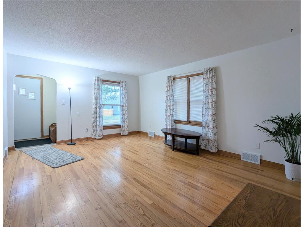 1618 Beech Street Saint Paul MN 55106 7047913 image4