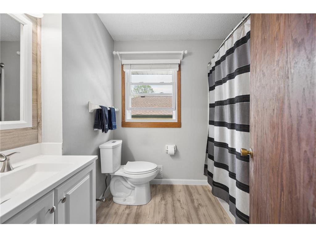 1618 Mclean Avenue Saint Paul MN 55106 7063474 image12