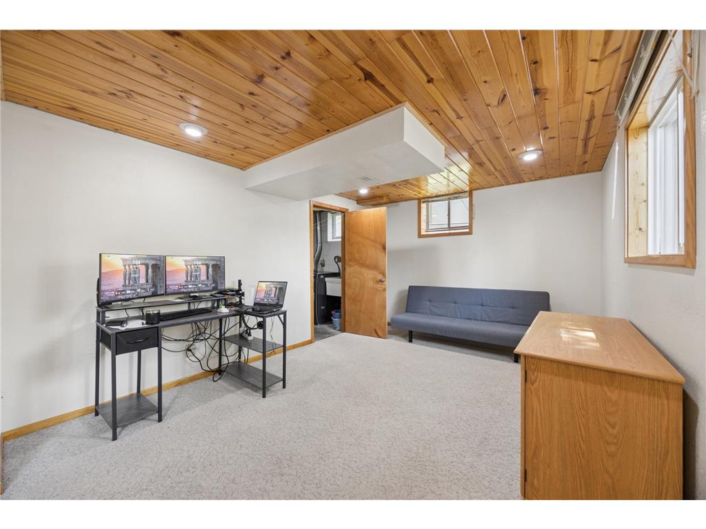 1618 Mclean Avenue Saint Paul MN 55106 7063474 image13