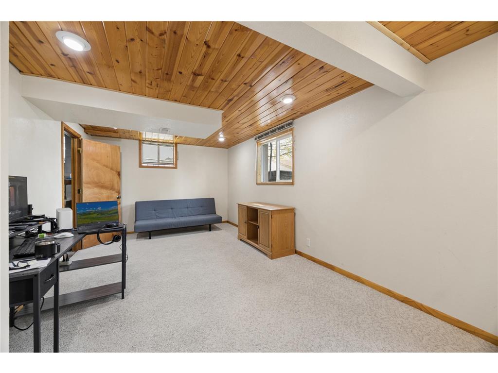 1618 Mclean Avenue Saint Paul MN 55106 7063474 image15