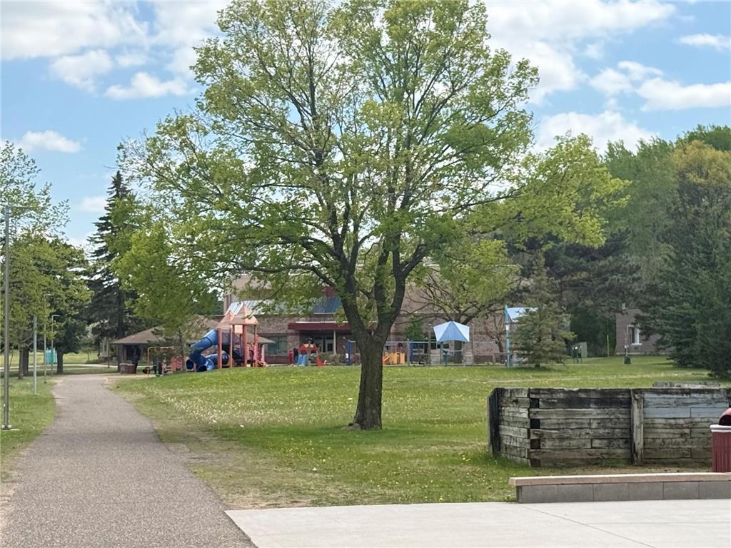 1618 Mclean Avenue Saint Paul MN 55106 7063474 image28
