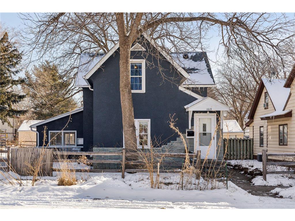 1619 Grand Street NE Minneapolis MN 55413 6672575 image1