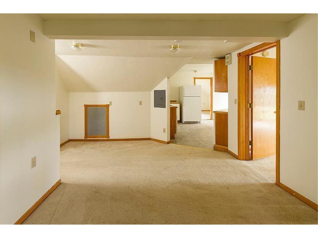 1619 Hubbard Avenue Saint Paul MN 55104 6803172 image28