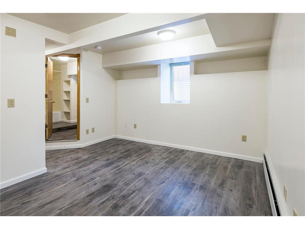 1619 Hubbard Avenue Saint Paul MN 55104 6803172 image39