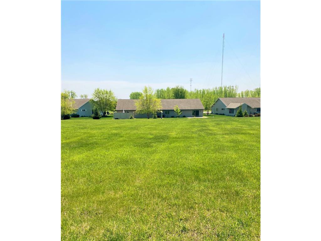 1619 Upper Trentwood Cir NE Willmar MN 56201 6487449 image1